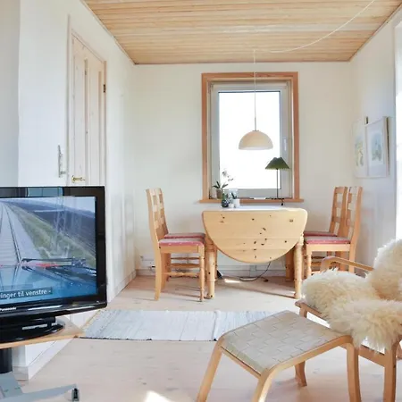 Two-bedroom In Lemvig Nørby